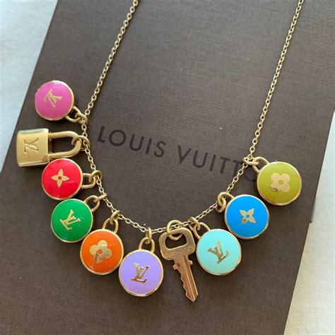 louis vuitton necklace replica free shipping|louis vuitton necklace vintage.